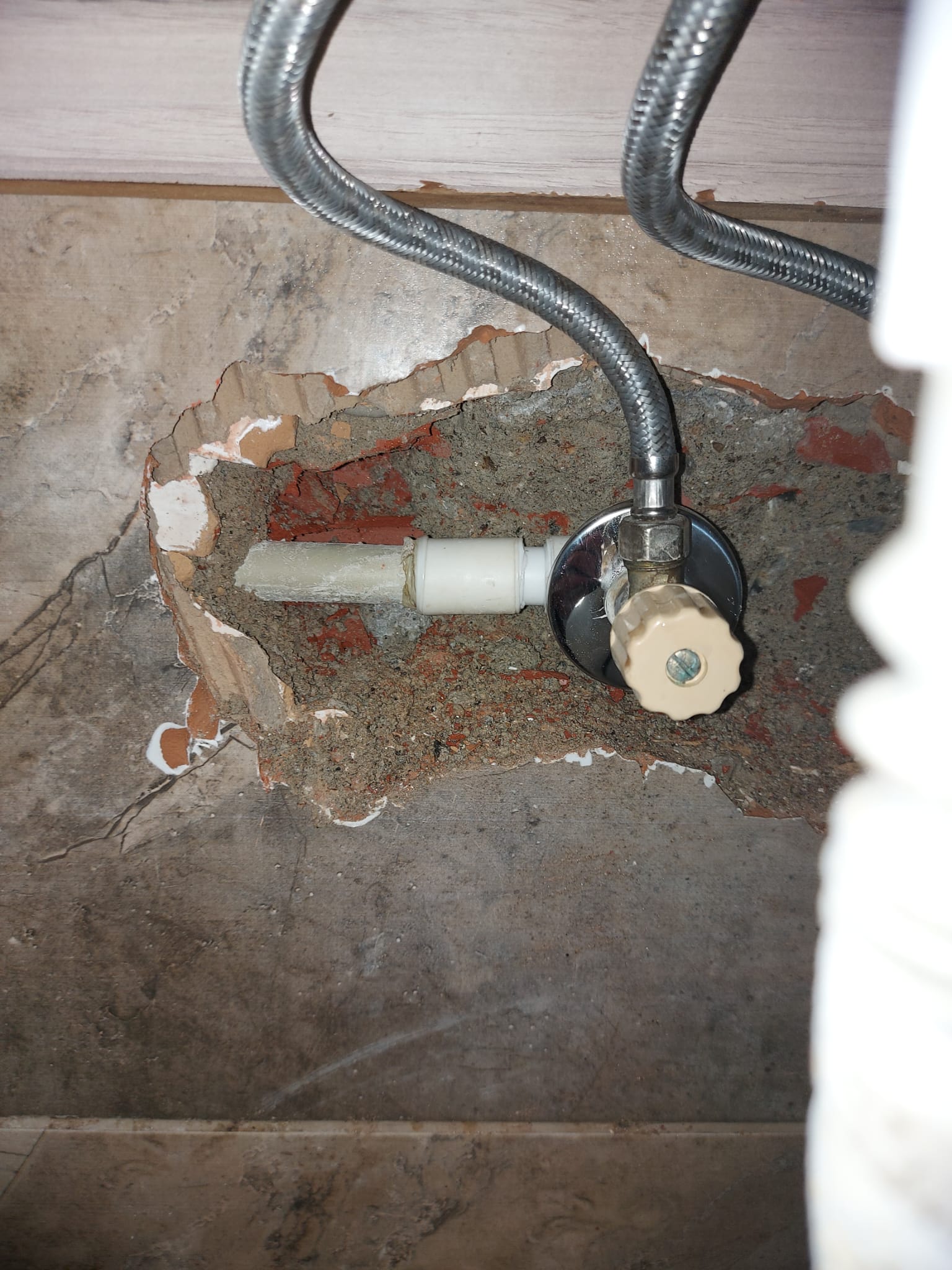 Lavabo Altı Sızdırmazlık Onarımı