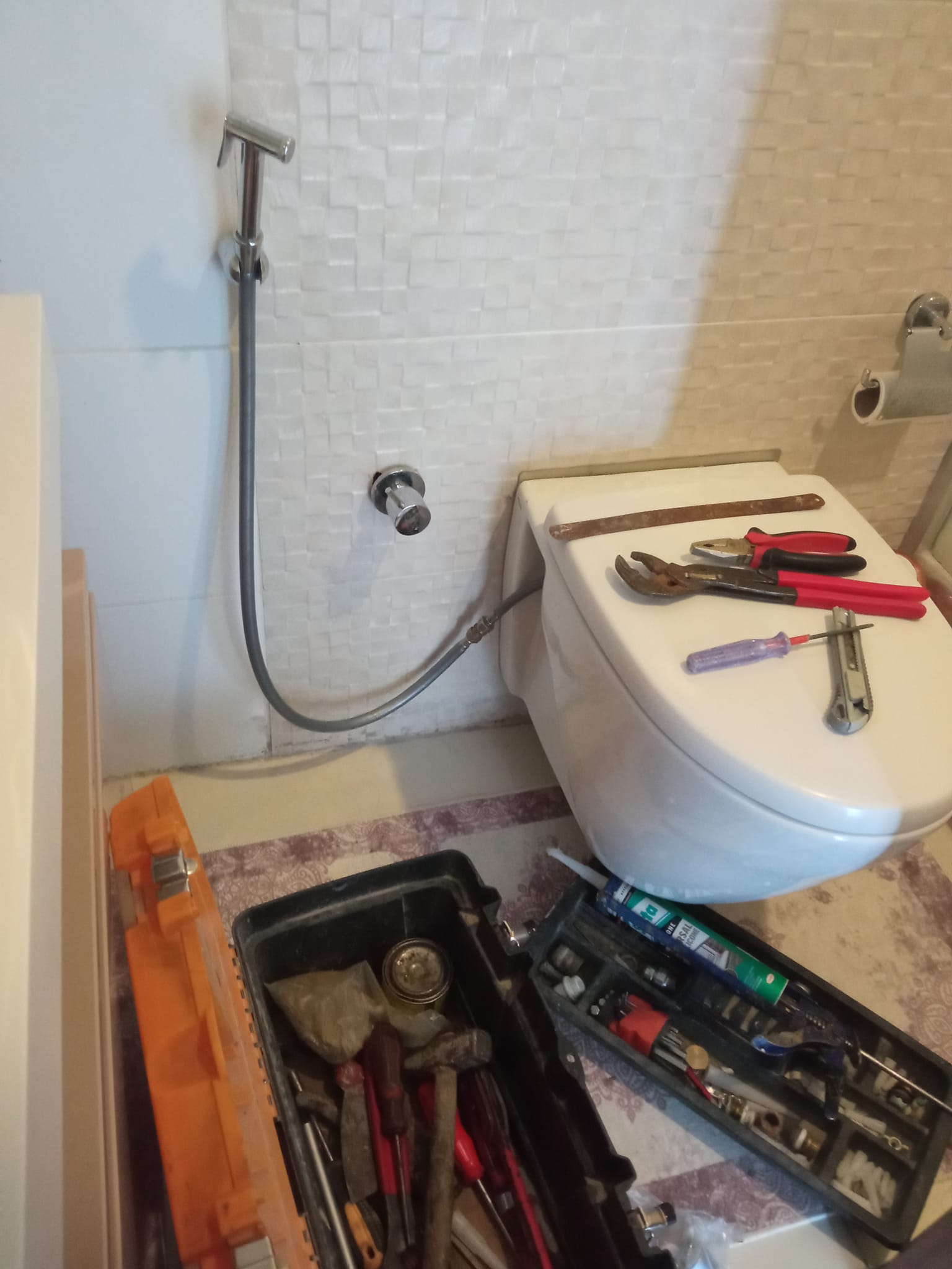 Kırık Musluk Gövdesi Onarımı